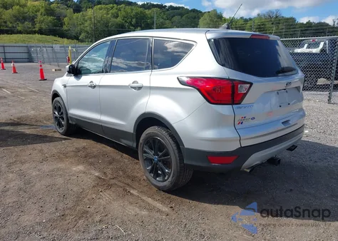 2019 Ford Escape Se из США, поврежденный, VIN 1FMCU9GD8KUA68472